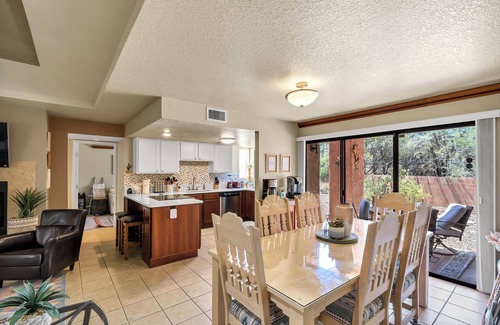 Tucson Condominio | Tucson Escapes at Sabino Cnyn King, queen, office, pets, pool, and pickle ball