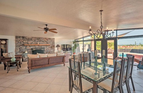 Catalina Foothills Estates Casa | Tucson Oasis La Casa de las Palmas with Pool!