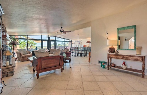 Catalina Foothills Estates Casa | Tucson Oasis La Casa de las Palmas with Pool!