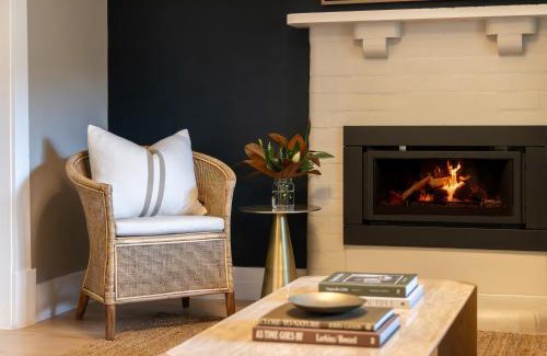 Glenelg Casa | Tudor Charm by the Bay