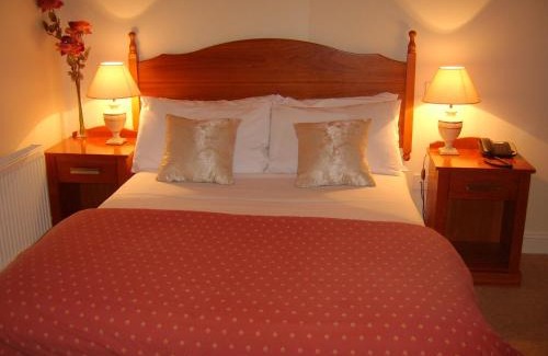 Dungarvan Casa | Tudor House Guest House