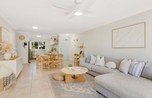 Tugun Apartamento | Tugun Bliss - Absolute Beachfront in Tugun - Min. 3 Night Stays - Linen Provided