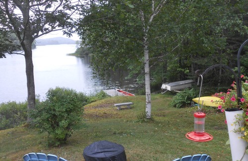 Gouldsboro Cabaña | 'Tugwassa' On Downeast Jones Pond- poet's cottage with wi-fi