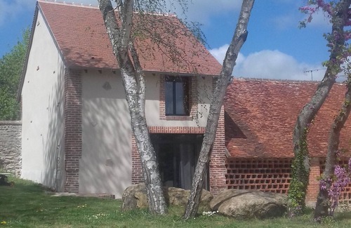 Ousson-sur-Loire Casa | "Tuilerie de la Côte" T3 garden view