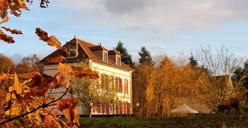 Villeneuve-sur-Yonne Casa | Tuilerie de Talouan Maison de maître 4 étoiles écologique et tout confort
