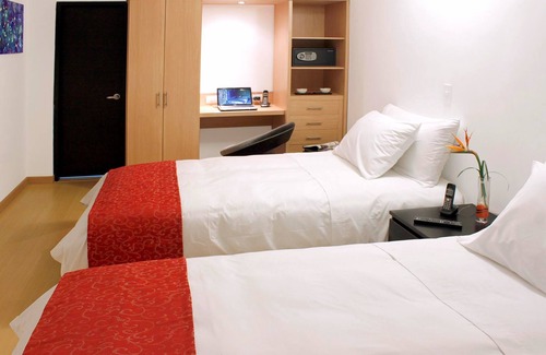 Quinta Paredes Hotel | TuKasa Inn