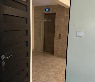 Kasarani Apartamento | Tulia 1 BR apartment in Kasarani Nairobi with washing machine, lift , wifi, office desk and parking