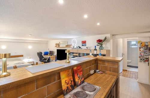Melle Apartamento | 'TULIP PATH 3', piso en el sótano de vacaciones & fitter con corazón