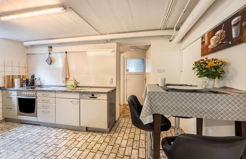 Melle Apartamento | 'TULIP PATH 3', piso en el sótano de vacaciones & fitter con corazón
