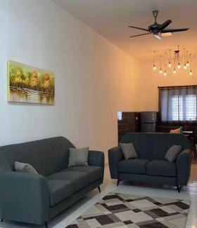 Bukit Kuin Satu Casa | Tulips Homestay
