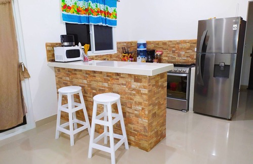 Santa Ana Casa | Casa Tulipanes! With pool, 15 minutes from Flores
