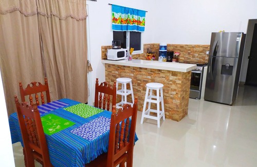 Santa Ana Casa | Casa Tulipanes! With pool, 15 minutes from Flores