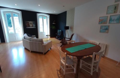 Tulle Apartamento | Tulle : bel appartement lumineux en centre ville