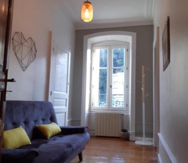Tulle Apartamento | Tulle Centre : grand et bel appartement