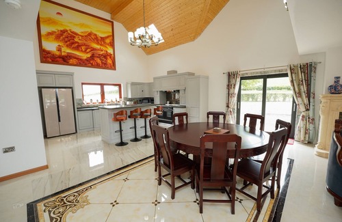 Hillsborough Casa | Casa-Villa-Baño con ducha-Vista al campo-Tullynore Villa