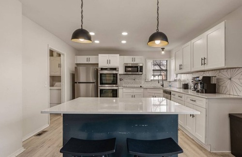 Tulsa Casa | Tulsa Time + 4BR + Mins to Downtown!