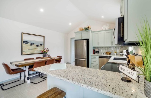 Cherry Street Casa | Tulsa Vacation Home ~ 3 Mi to Downtown