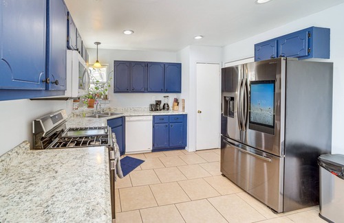 Tulsa Casa | Tulsa Vacation Rental w/ Yard: 12 Mi to Downtown