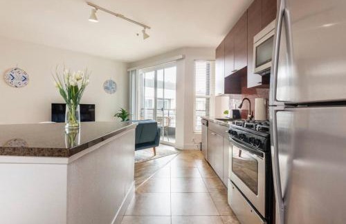 Marina del Rey Apartamento | Tulum Vibes 1 Bedroom Apartment near Boats in Marina Del Rey