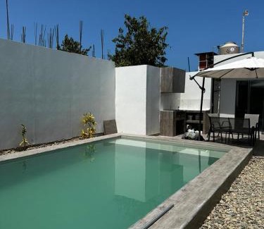 Bocapán Casa | Tumbes Zorritos Bocapan Casa con piscina 3 dormitorios