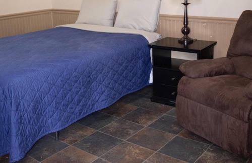 Thorntonville Casa | Tumbleweed Lodge