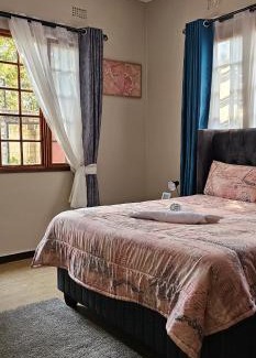 Lusaka Central Cabina | TumTowa Luxury