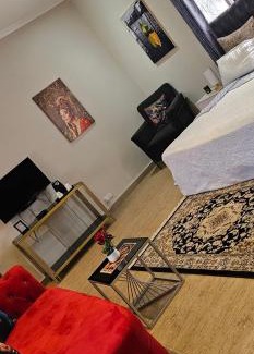 Lusaka Central Cabina | TumTowa Luxury