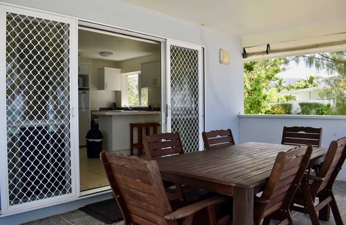 Takitumu District Casa | Tupe's Beach House
