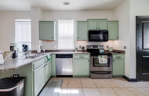 Pooler Casa | Tupelo Honey - 6 BR, Sleeps 16+
