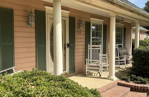 Saltillo Casa | Tupelo house near mall