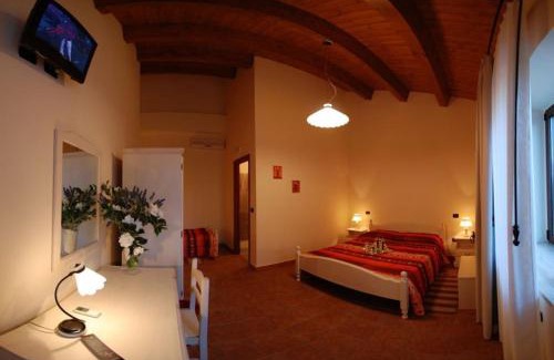 Mili San Pietro Cama Y Desayuno | Turismo Rurale Al Benefizio