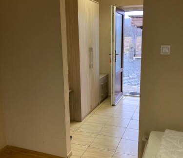 Holisa Casa | Turistická ubytovňa Zlatka