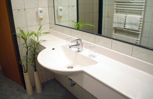 Gols Cama Y Desayuno | Turm Zimmer - Landhotel Birkenhof