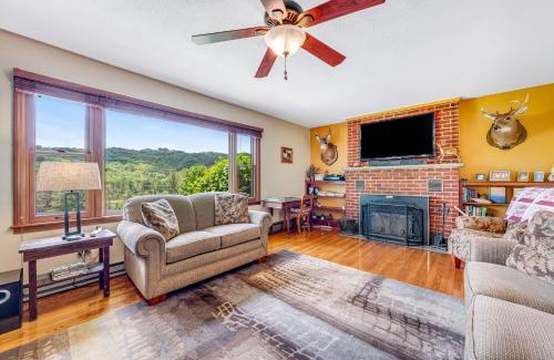 Banner Elk Casa | Turnpike Traditional