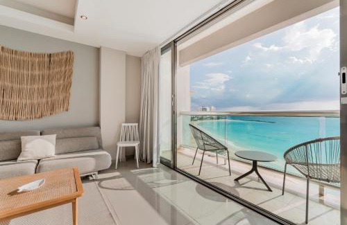 Punta Cancún Apartamento | *TURQUOISE ESCAPE- Beachfront Studio by Casa Paraiso*