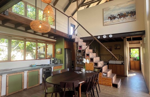 Noordhoek Casa | Turquoise Hideaway, a tranquil 3-bedroom home, with WiFi, in Noordhoek Cape Town