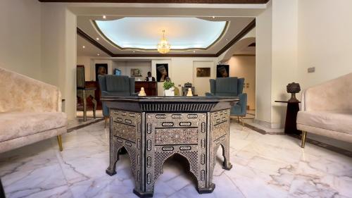 Pyramids Gardens Hotel | Turquoise Pyramids palace
