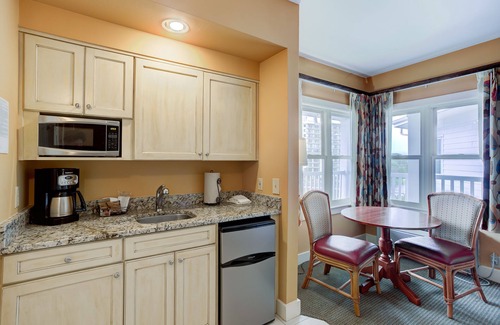 Northeast Virginia Beach Hotel | Turtle Cay Resort