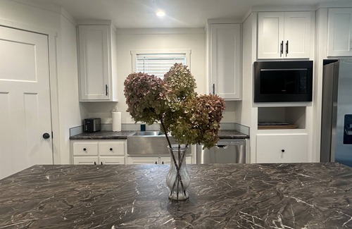 Fly Creek Casa | Turtle Cove*ON Oaks Creek!*Fish&Swim!