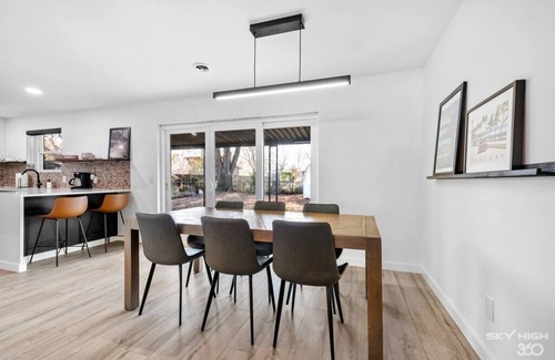 Rogers Casa | Turtle Creek Casa Sleeps 10
