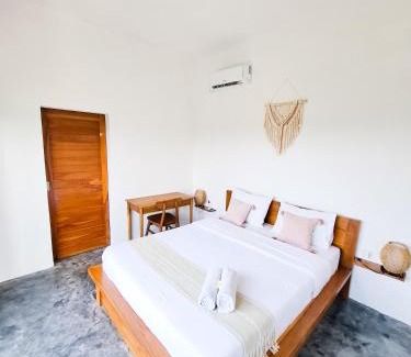 Mendoyo Casa | Turtle House Surf & Stay