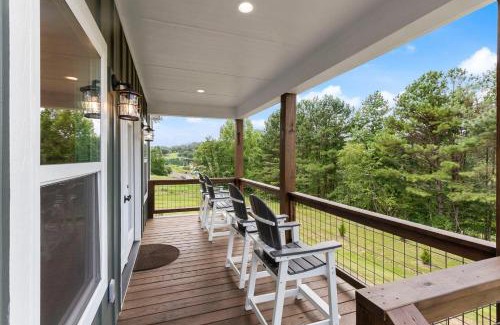 Hayesville Casa | TurtleKnob-3 Bedroom option