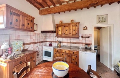 Bagni di Lucca Otro | Tuscan Farmhouse ‘Villa Giuseppe’. Sleeps 8 with swimming pool. Pet friendly.