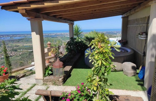 Massarosa Casa | Maravillosa casa con un panorama único