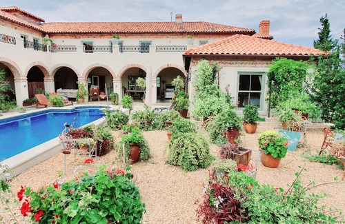 Paarl Villa | Vlla inspirada en la Toscana en El corazón de los viñedos de Franschhoek