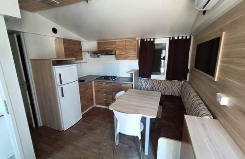 Ameglia Chalet De Esquí | Tuscany Mobilehome Chalet sea Italy camping with pool Pisa