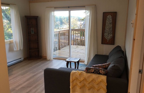 Mayne Island Cama Y Desayuno | Twigs and Berries Guest B&B