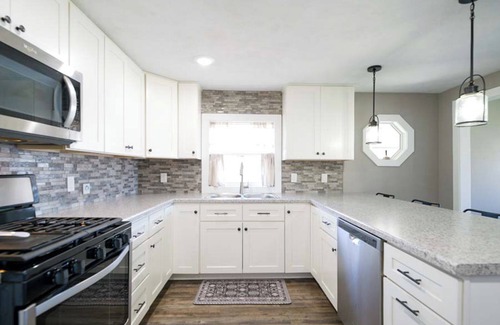 Trufant Casa | Twilight Pointe: Your Front-Row Seat to Fall Color - Bonfires, Blankets & Beautiful Fall Views