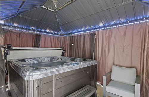 Albrightsville Chalet De Esquí | Twin Chalet - 6 BDs Hot Tub Game Area and more
