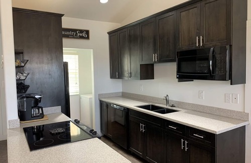 Williams Casa | Twin Lakes Cottage Close to the Polar Express